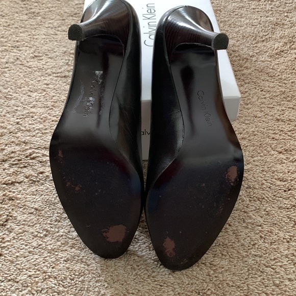 Calvin Klein Dark Brown Vida Heels Women’s 9.5 M Neutral Classic Basic Career - Picture 5 of 5
